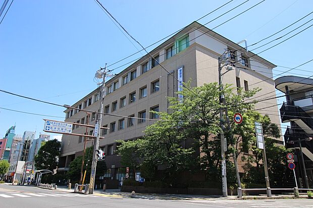 区役所(約600m・徒歩8分)