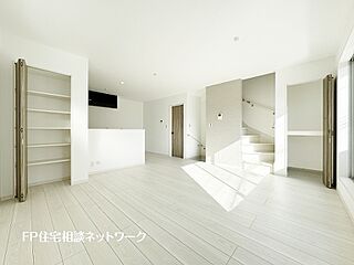 高津駅　徒歩20分　◆1/26（月）～2/1（日）は見学会♪  ◆現地見学予約はフリーダイヤルまで！ その他