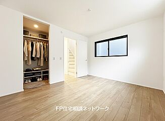 梶が谷駅　徒歩13分　◆2/9（月）～2/15（日）は見学会♪  ◆現地見学予約はフリーダイヤルまで！ その他