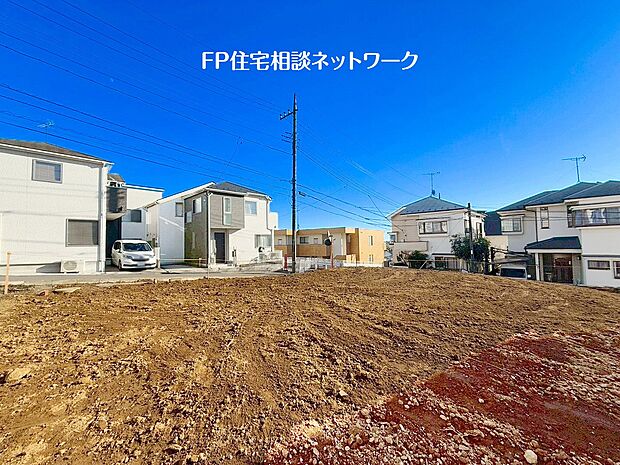土地面積120m2以上の整形地！間口も広く、間取りによってはカースペース並列2台駐車可能です。