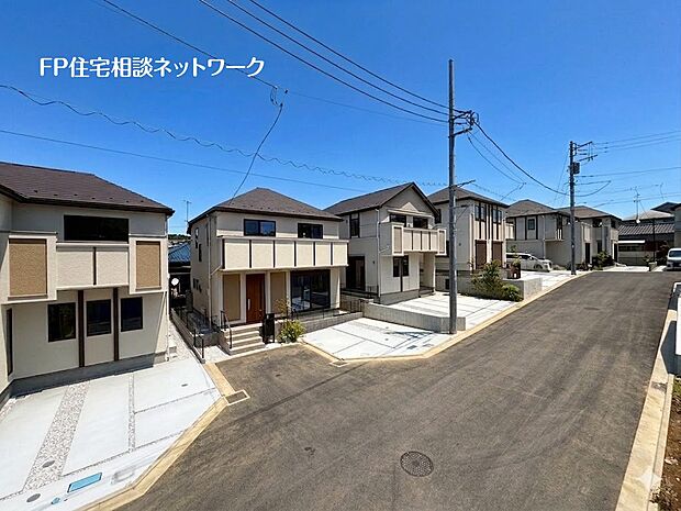 【その他】第2期分譲、整った街並で綺麗いな分譲地!間取りにもこだわったデザイナーズ住宅です。