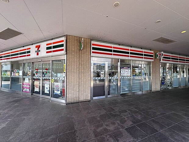 セブンイレブン横浜長津田駅北口店 (約1,000m・徒歩13分)