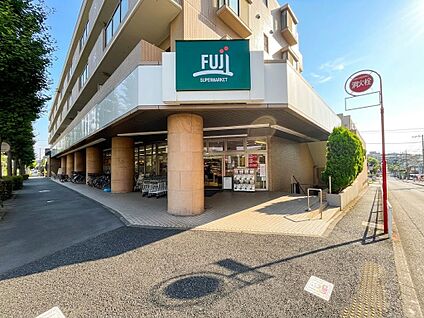 FUJI五月台店 750m