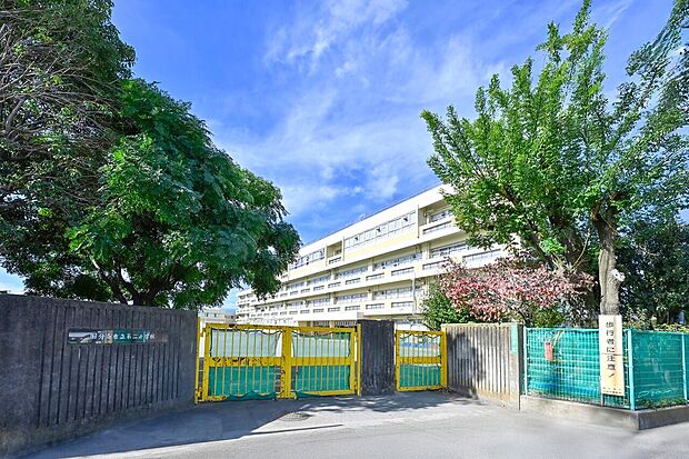 第二小学校（約140m）