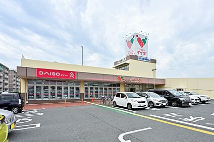 コモディイイダ東大宮店 1210m