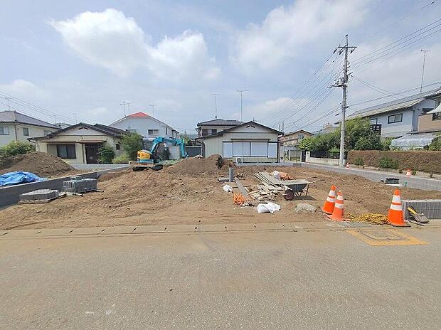 土日のご予約はもちろん、平日やお仕事のお時間に合わせてのご案内も実施しています。まずはお客様のご都合をお伺いさせて頂き、それに合う形で物件のご紹介をさせていただきます。お気軽にお問い合わせください。