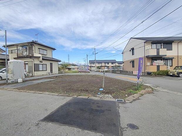 土日のご予約はもちろん、平日やお仕事のお時間に合わせてのご案内も実施しています。まずはお客様のご都合をお伺いさせて頂き、それに合う形で物件のご紹介をさせていただきます。お気軽にお問い合わせください。