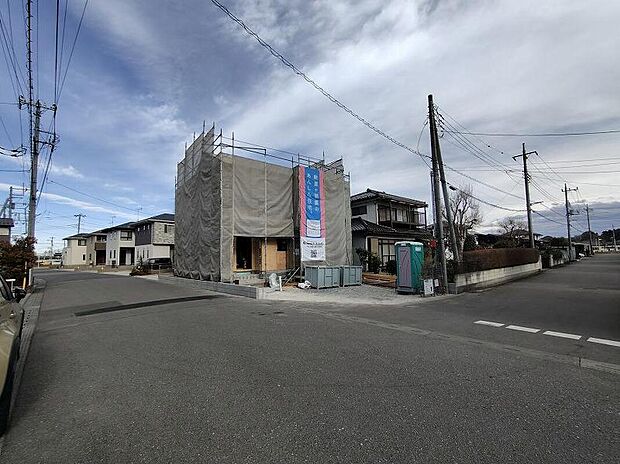 資料請求やご案内も即日対応いたします♪同じ施工例の物件見学や、完成イメージプレゼンテーションも承っております。どのような建物が建つか、間取りの広さは？など気になる点を一つ一つご説明させていただきます。