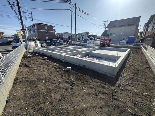 土日のご予約はもちろん、平日やお仕事のお時間に合わせてのご案内も実施しています。まずはお客様のご都合をお伺いさせて頂き、それに合う形で物件のご紹介をさせていただきます。お気軽にお問い合わせください。