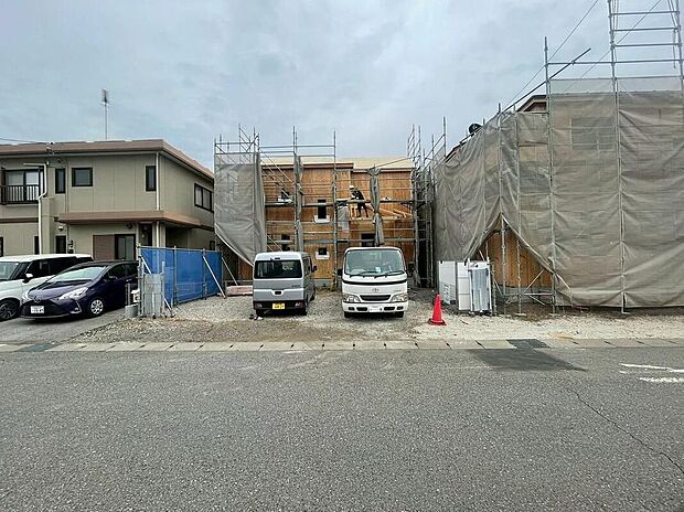 資料請求やご案内も即日対応いたします♪同じ施工例の物件見学や、完成イメージプレゼンテーションも承っております。どのような建物が建つか、間取りの広さは？など気になる点を一つ一つご説明させていただきます。