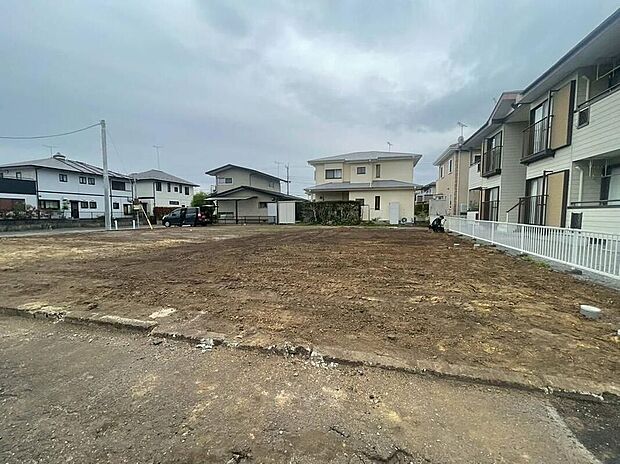 土日のご予約はもちろん、平日やお仕事のお時間に合わせてのご案内も実施しています。まずはお客様のご都合をお伺いさせて頂き、それに合う形で物件のご紹介をさせていただきます。お気軽にお問い合わせください。