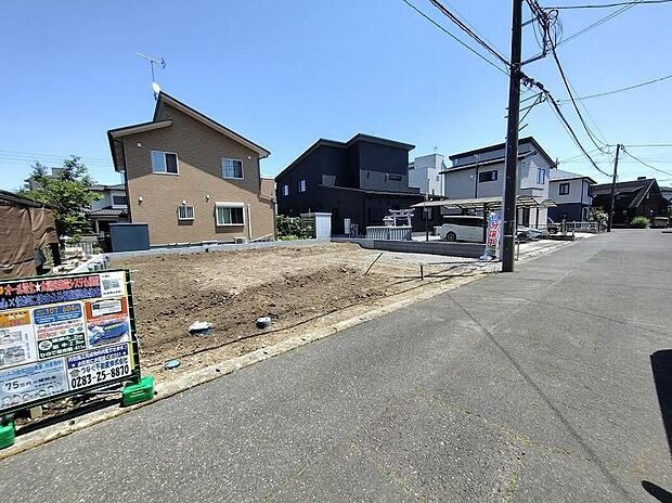 土日のご予約はもちろん、平日やお仕事のお時間に合わせてのご案内も実施しています。まずはお客様のご都合をお伺いさせて頂き、それに合う形で物件のご紹介をさせていただきます。お気軽にお問い合わせください。
