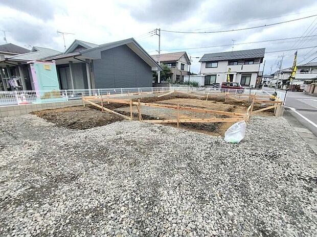 土日のご予約はもちろん、平日やお仕事のお時間に合わせての夜間のご案内も実施しています。まずはお客様のご都合をお伺いさせて頂き、それに合う形で物件のご紹介をさせていただきますお気軽にお問い合わせください