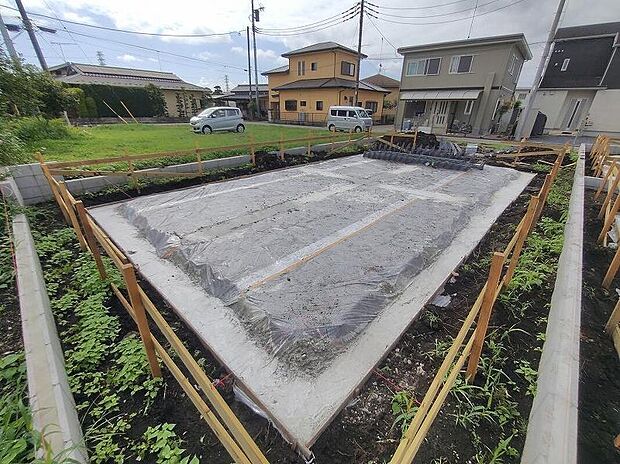 資料請求やご案内も即日対応いたします♪同じ施工例の物件見学や、完成イメージプレゼンテーションも承っております。どのような建物が建つか、間取りの広さは?など気になる点を一つ一つご説明させていただきます。
