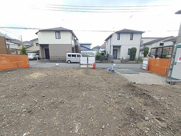 資料請求やご案内も即日対応いたします♪同じ施工例の物件見学や、完成イメージプレゼンテーションも承っております。どのような建物が建つか、間取りの広さは?など気になる点を一つ一つご説明させていただきます。