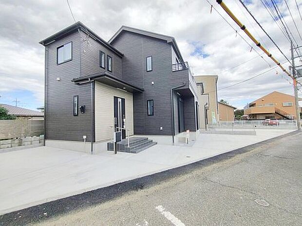 【前面道路含む現地写真】耐震性能に自信のある『いいだのいい家』！お客様を守る大切な住宅だからこそ、第三者の検査を受けて安心して住んでいただける住宅を建てております。その頑丈さを、ぜひ現地にてご体感くださいませ。