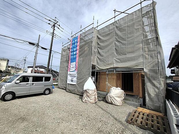 【現地外観写真】資料請求やご案内も即日対応いたします♪同じ施工例の物件見学や、完成イメージプレゼンテーションも承っております。どのような建物が建つか、間取りの広さは?など気になる点を一つ一つご説明させていただきます。