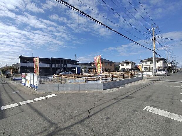 【前面道路含む現地写真】インターネット未公開情報含め飯田グループ直営販売窓口ならではのご提案をさせていただきます。お客様のご希望をもとに市場に流通するすべての物件情報から抽出し、ご紹介＆ご案内いたしております。