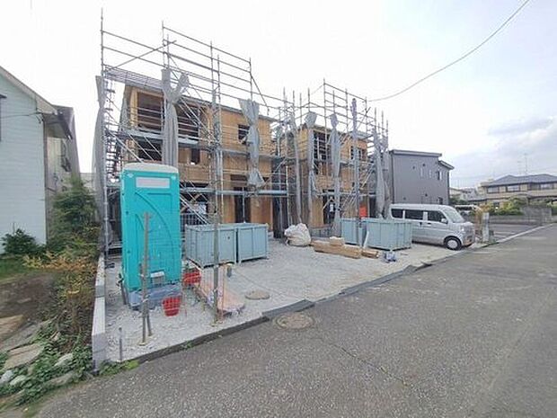 【前面道路含む現地写真】インターネット未公開情報含め飯田グループ直営販売窓口ならではのご提案をさせていただきます。お客様のご希望をもとに市場に流通するすべての物件情報から抽出し、ご紹介＆ご案内いたしております。

