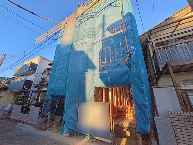 土日のご予約はもちろん、平日やお仕事のお時間に合わせてのご案内も実施しています。まずはお客様のご都合をお伺いさせて頂き、それに合う形で物件のご紹介をさせていただきます。お気軽にお問い合わせください。