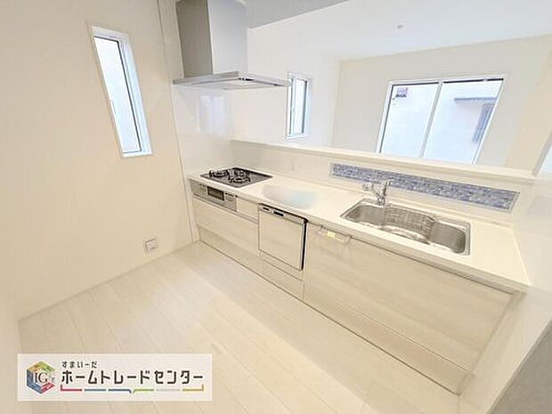 食洗機が標準装備でついています。家事は毎日の事、一日一日は少しの負担軽減でもその少しを1年で考えれば大きな時間になります。自由に使えるお時間を増やしていただき、その分新居でおくつろぎください。

