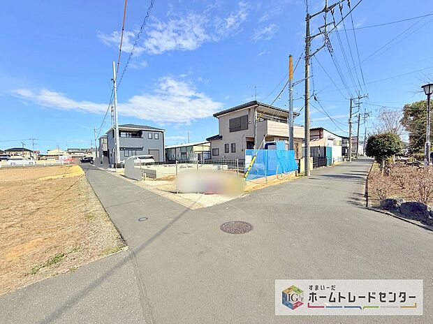 完成してからは見ることのできない、施工方法や構造をしっかりとご確認いただけるのが、建築中の住宅の大きなメリットです。専門知識を持ったスタッフがご説明させていただきます。お気軽にお問い合わせください。