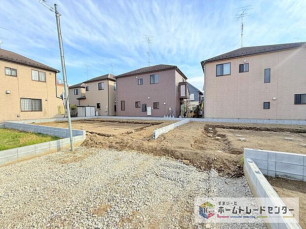 完成してからは見ることのできない、施工方法や構造をしっかりとご確認いただけるのが、建築中の住宅の大きなメリットです。専門知識を持ったスタッフがご説明させていただきます。お気軽にお問い合わせください。