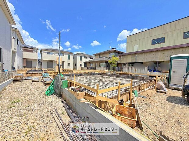 モデルハウスのご案内や、仕様や色の説明も細かくさせていただきます。弊社は飯田グループホールディングス唯一の販売専門会社になるので、細部まで説明いたします。もちろん住宅ローンのご相談だけでも大丈夫です。