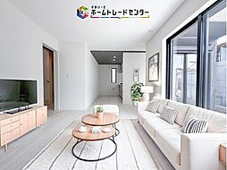 東武伊勢崎線「獨協大学前」駅 徒歩37分