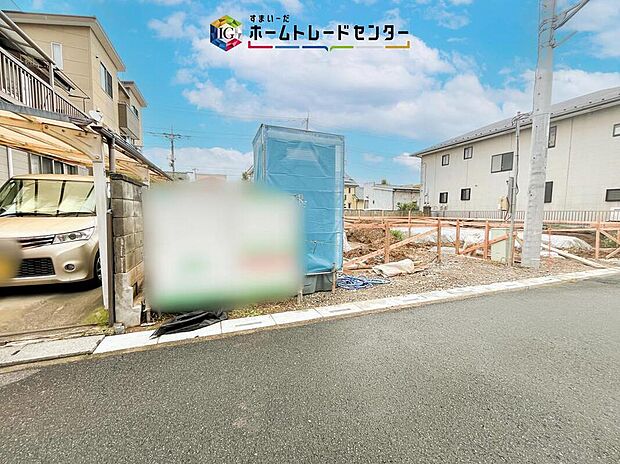 どのような建物が建つか、間取りの広さはどうかなど、気になる点は丁寧にご説明いたします。資料請求やご案内は即日対応いたします。土日や平日、お仕事終わりの時間など、ご都合に合わせてご案内いたします。