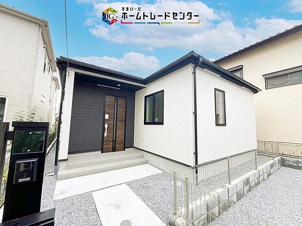 耐震等級最高等級の住宅性能評価書はもちろん、長期優良住宅の認定も受けた高性能な住宅です。長く、安心して住んでいただきたい、だからこそ厳しい第三者のチェックをお願いし、お客様に安心を届けます。