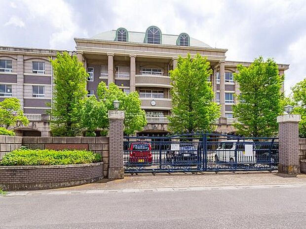 越谷市立北中学校（約710m）