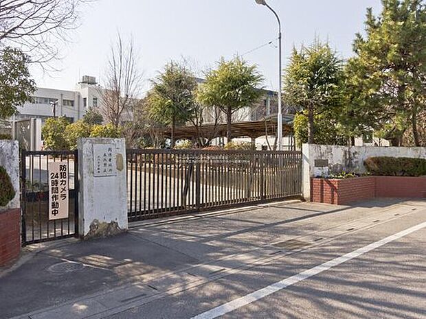 春日部市立大沼中学校（約1,200m）