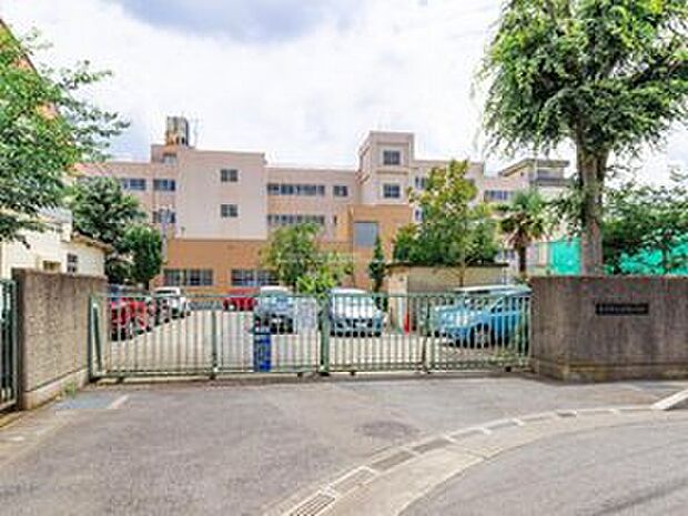 草加市立清門小学校（約210m）