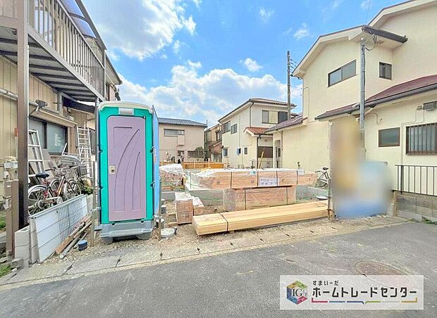 【現地外観写真】資料請求やご案内も即日対応いたします♪同じ施工例の物件見学や、完成イメージプレゼンテーションも承っております。どのような建物が建つか、間取りの広さは？など気になる点を一つ一つご説明させていただきます。