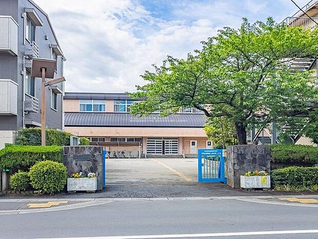 越谷市立南越谷小学校（約480m）