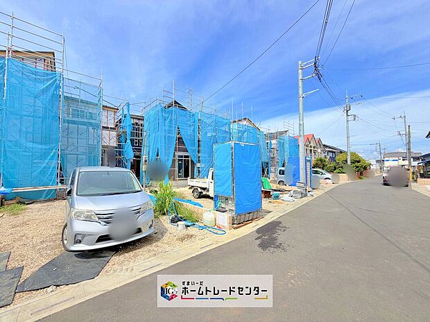 【現地外観写真】完成してからは見ることのできない、施工方法や構造をしっかりとご確認いただけるのが、建築中の住宅の大きなメリットです。専門知識を持ったスタッフがご説明させていただきます。お気軽にお問い合わせください。