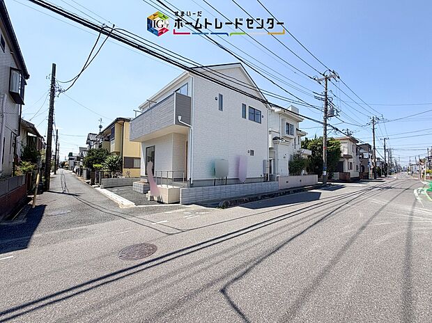 【前面道路含む現地写真】土日のご予約はもちろん、平日やお仕事のお時間に合わせてのご案内も実施しています。まずはお客様のご都合をお伺いさせて頂き、それに合う形で物件のご紹介をさせていただきます。お気軽にお問い合わせください。
