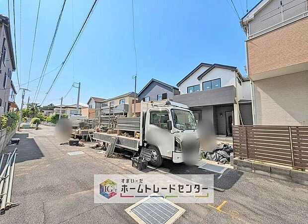 【前面道路含む現地写真】土日のご予約はもちろん、平日やお仕事のお時間に合わせてのご案内も実施しています。まずはお客様のご都合をお伺いさせて頂き、それに合う形で物件のご紹介をさせていただきます。お気軽にお問い合わせください。