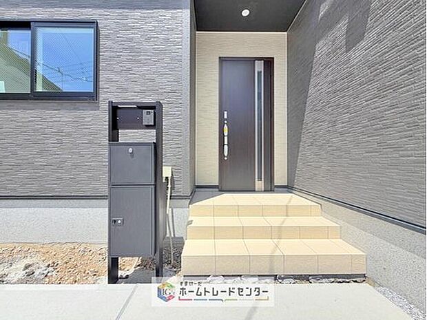 【【宅配BOX】】戸建用の宅配ボックスを設置。通販でのお買い物などお荷物が届く予定があっても時間を気にせず外出できるので大変便利です。