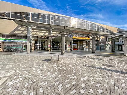 東武伊勢崎線「越谷」駅 2200m(徒歩28分)