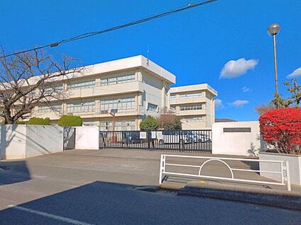 越谷市立大間野小学校 720m(徒歩9分)