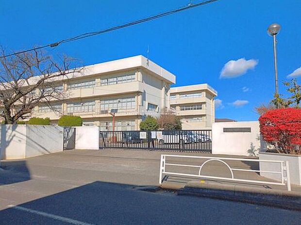 越谷市立大間野小学校（約720m）