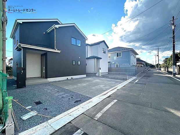 飯田グループホールディングス唯一の販売専門会社のホームトレードセンターの社員が直接、当物件をご案内いたします。見学希望、資料請求等、お気軽にお問い合わせくださいませ♪