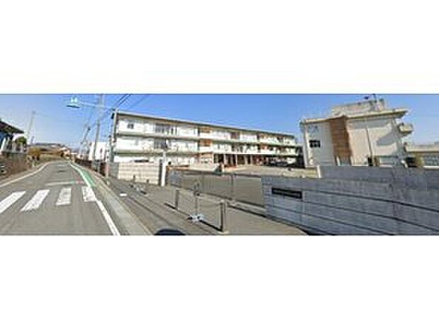 吉岡町立駒寄小学校(約2,856m)