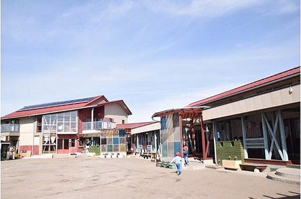 八幡幼稚園（約1,350m）