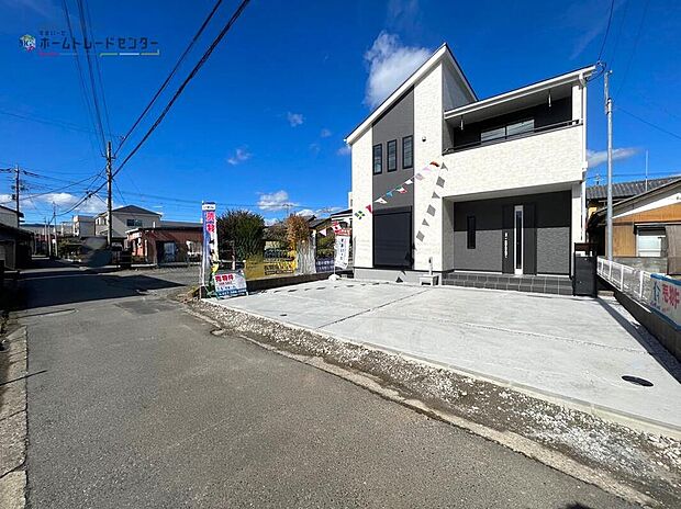 【駐車場】◆休日にご家族揃ってご見学はいかがでしょうか♪実際の現地を見てみると図面などではわからない、新たな発見もありますのでまずはお気軽にお問い合わせください♪