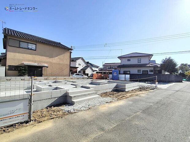 【現地外観写真】◆休日にご家族揃ってご見学はいかがでしょうか♪実際の現地を見てみると図面などではわからない、新たな発見もありますのでまずはお気軽にお問い合わせください!