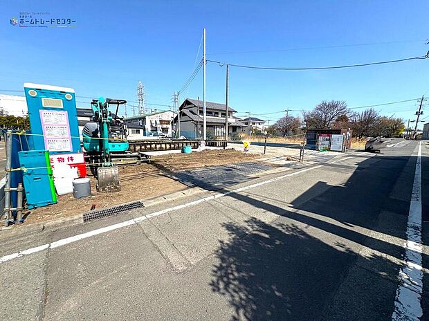 【現地写真】◆休日にご家族揃ってご見学はいかがでしょうか♪実際の現地を見てみると図面などではわからない、新たな発見もありますのでまずはお気軽にお問い合わせください！！