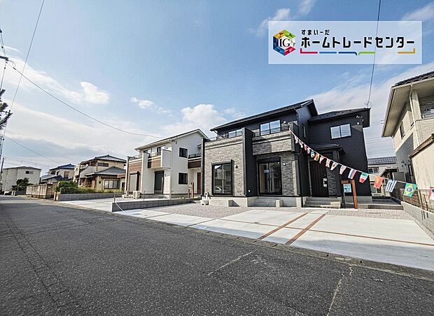 【 前面道路含む現地写真】◆休日にご家族揃ってご見学はいかがでしょうか♪実際の現地を見てみると図面などではわからない、新たな発見もありますのでまずはお気軽にお問い合わせください♪